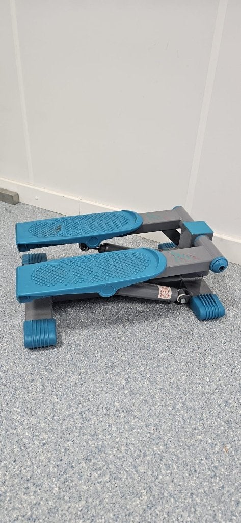 Mini stepper / fitness stepapparaat, Sport en Fitness, Fitnessapparatuur, Ophalen, Benen, Gebruikt, Stepapparaat