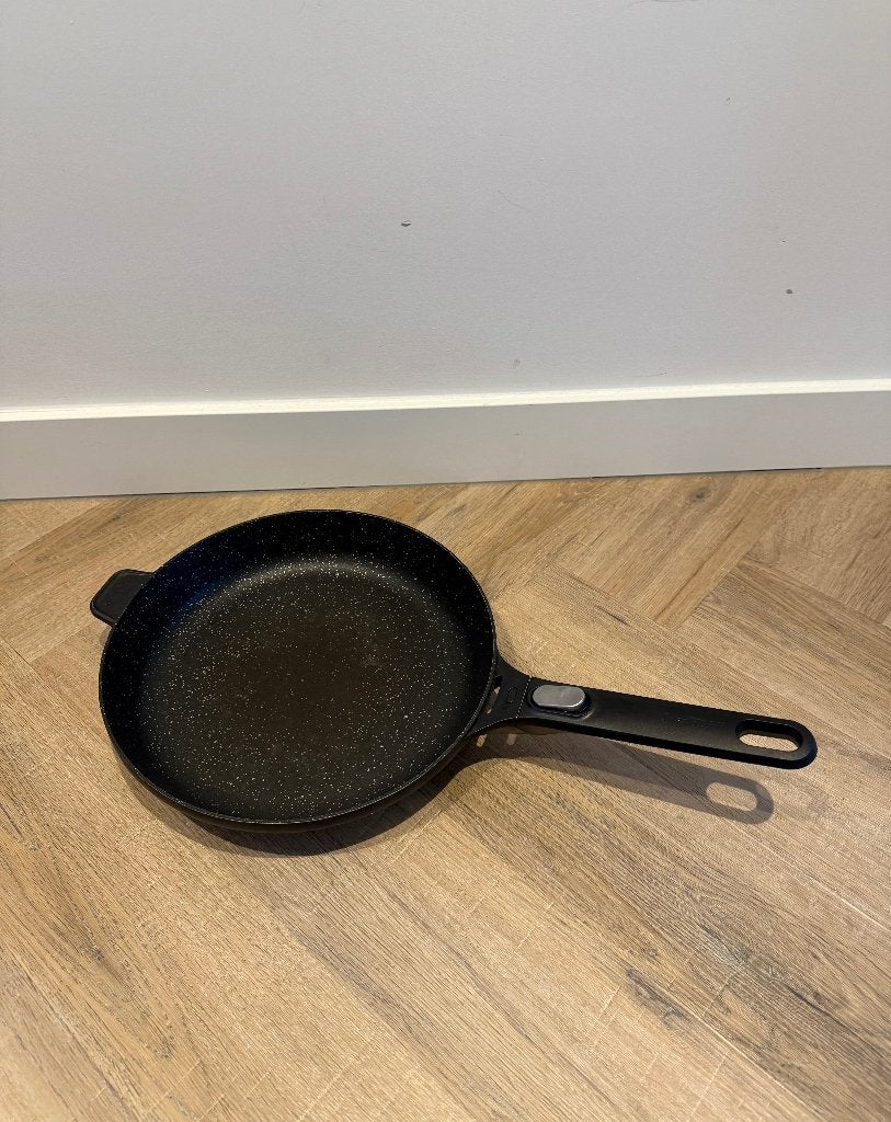 Gebruikt zwart Berghoff 28cm koekenpan anti-aanbak los handv, Ophalen of Verzenden, Gebruikt, Rvs