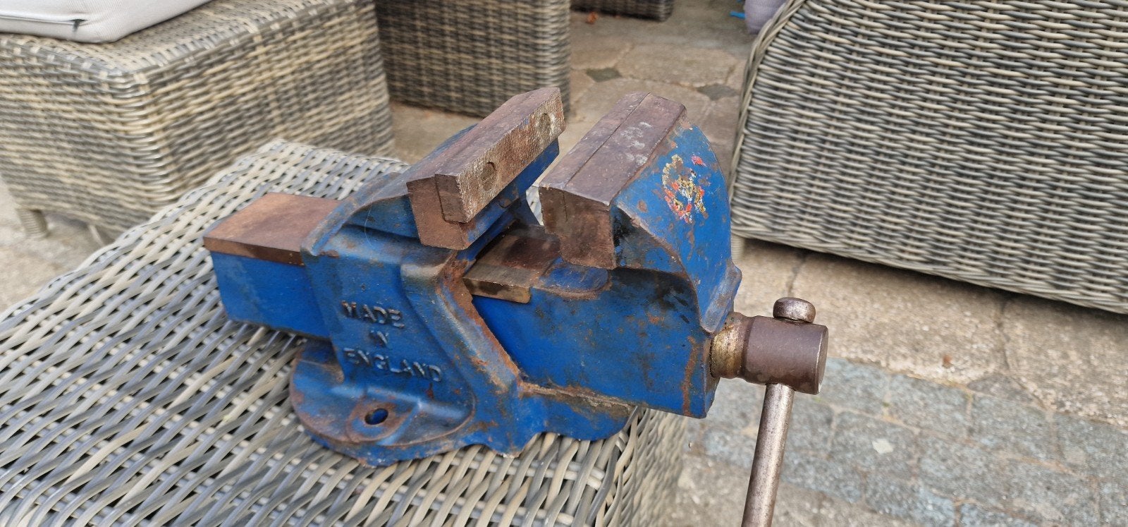 bankschroef, Doe-het-zelf en Verbouw, Werkbanken, Ophalen, Gebruikt, 70 tot 120 cm, Bankschroef