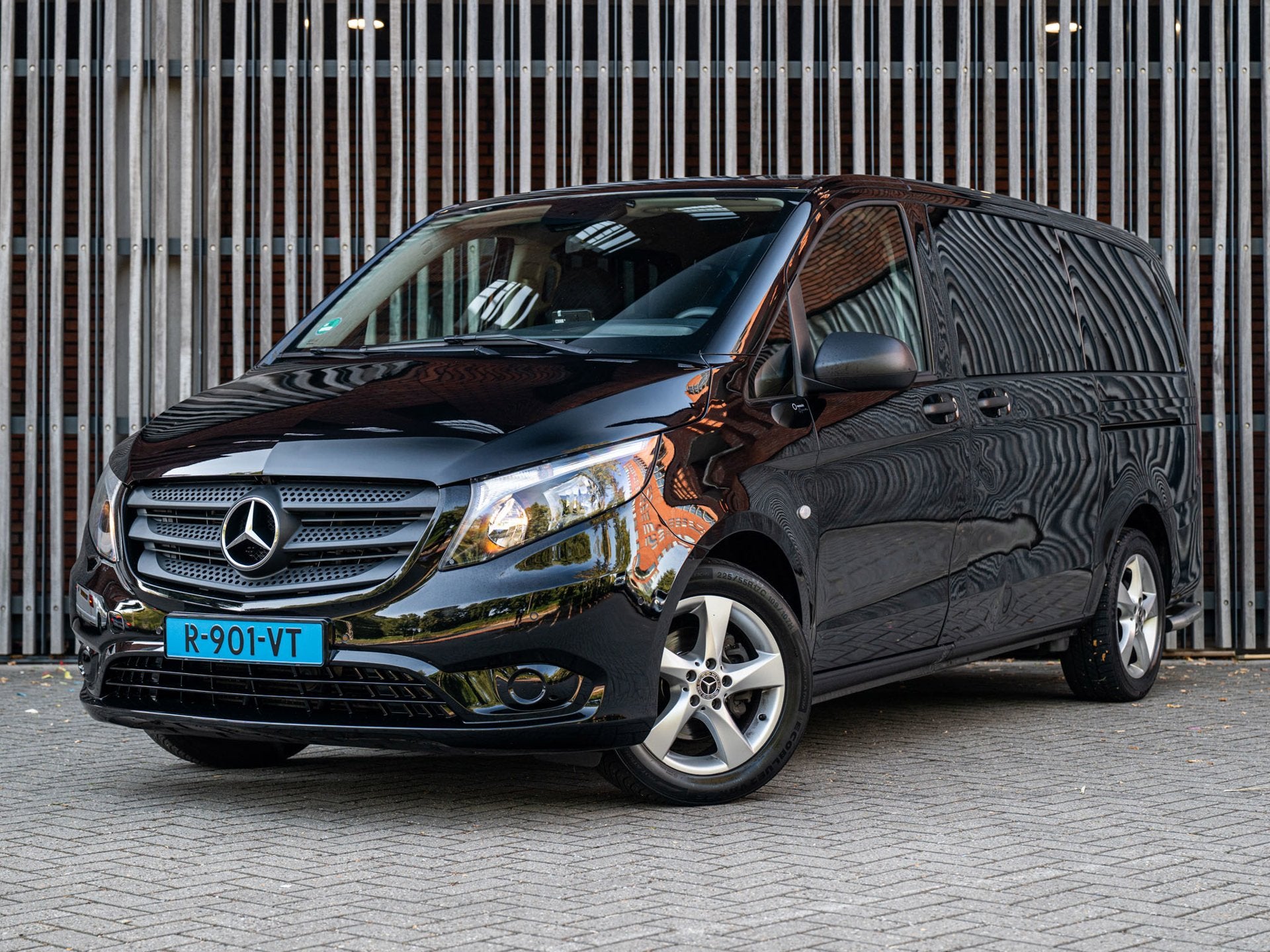 Mercedes-Benz Vito Tourer 114 CDi 136pk AUT. 9-Pers. |EX BTW, Automaat, Gebruikt, 2000 kg, 1912 kg