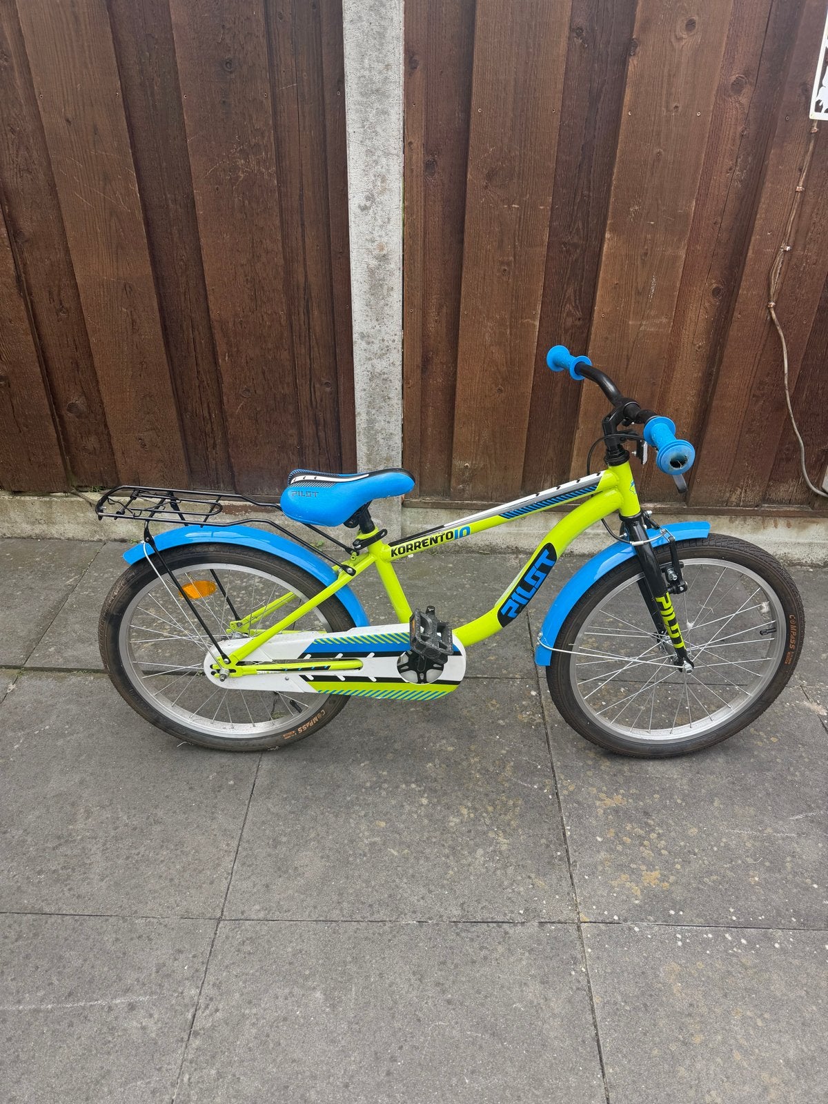 Pilot Korrento Kinderfiets 20 inch - Zo goed als nieuw, Ophalen of Verzenden, Zo goed als nieuw, 20 inch of meer