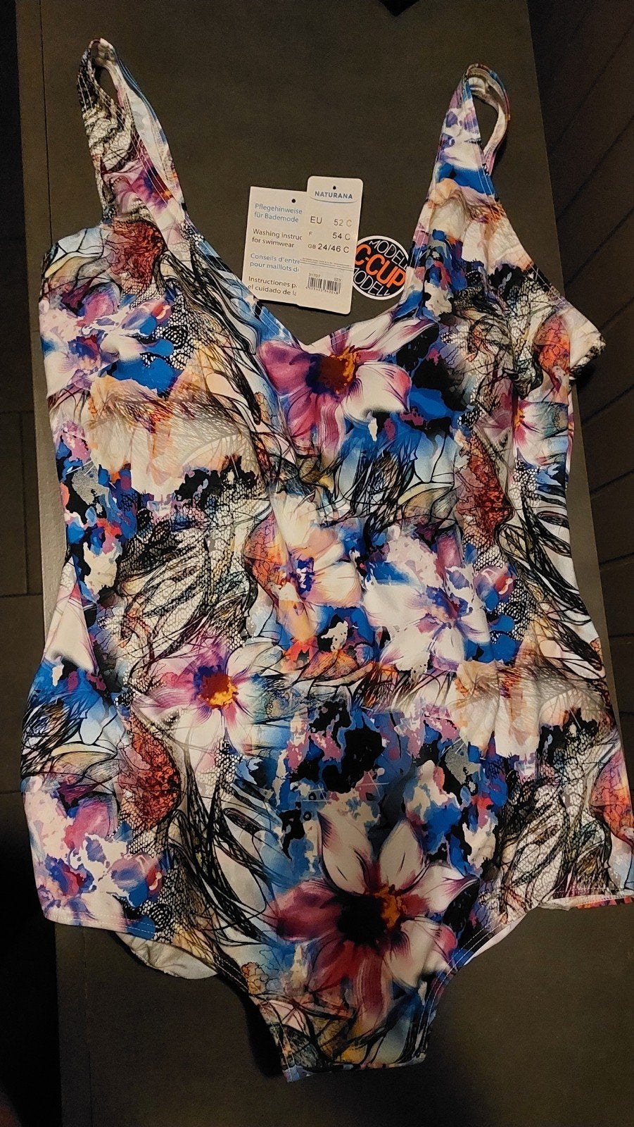 Te koop nieuw zwempak maat 50/52, Kleding | Dames, Badmode en Zwemkleding, Ophalen of Verzenden, Nieuw, Zwart, Badpak