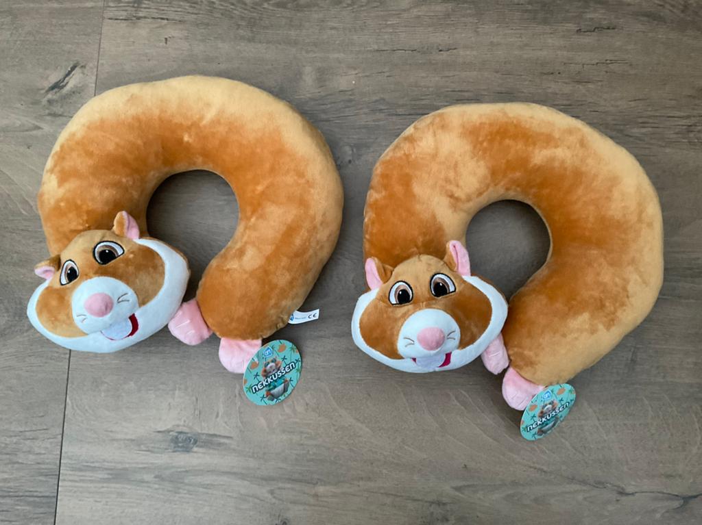 2 nieuwe hamster nekkussens reiskussens Albert Heijn, Albert Heijn, Ophalen