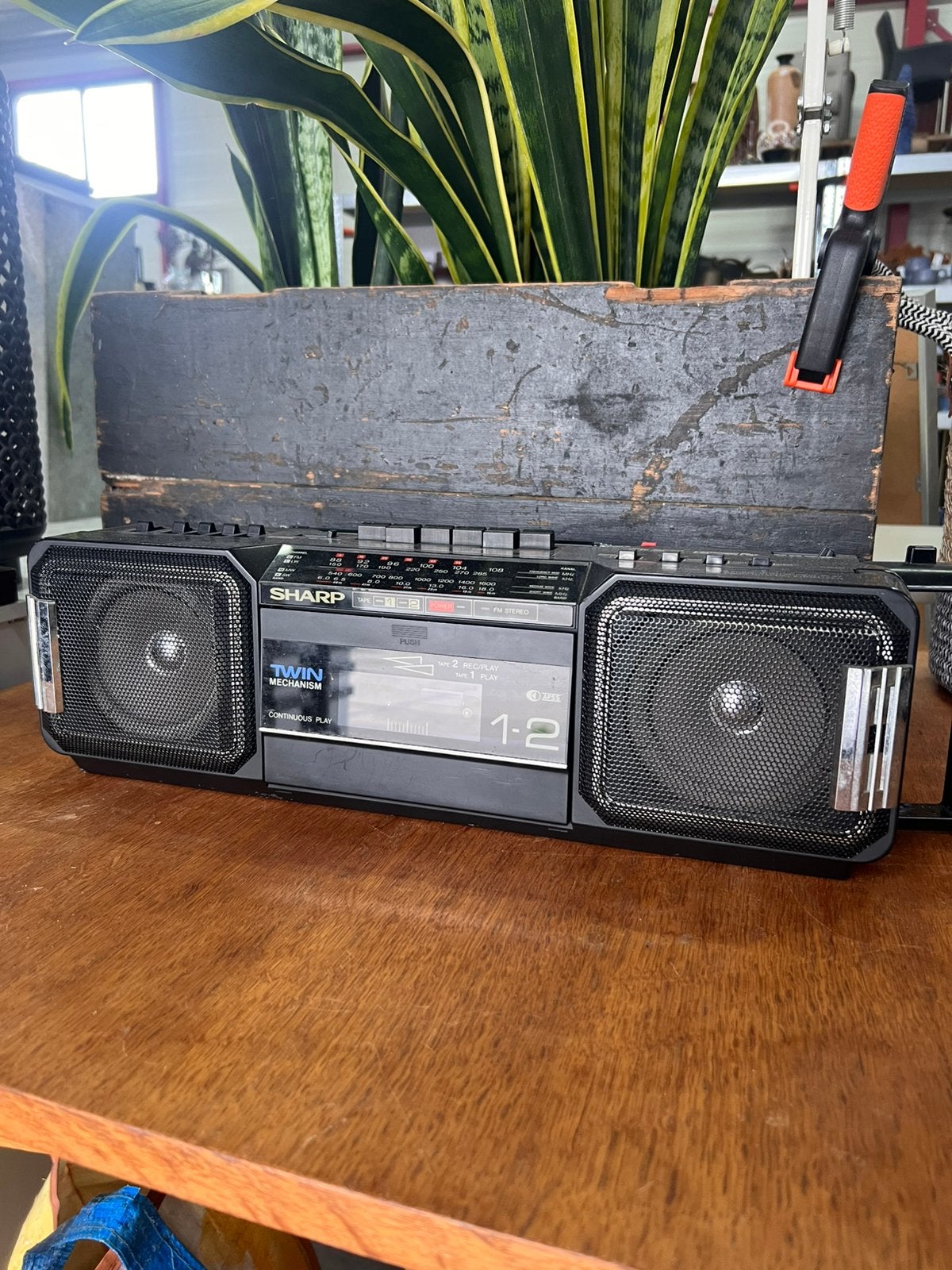 Sharp WQ-T282H Vintage Ghettoblaster Radio Cassette, D, Ophalen of Verzenden, Zo goed als nieuw, D