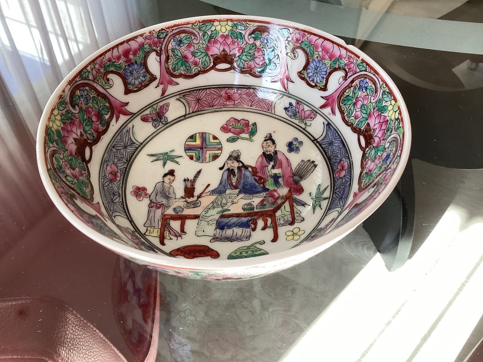 Chinese Famille Rose schaal met zegel diam. 15.5 h. 7 cm, Ophalen of Verzenden