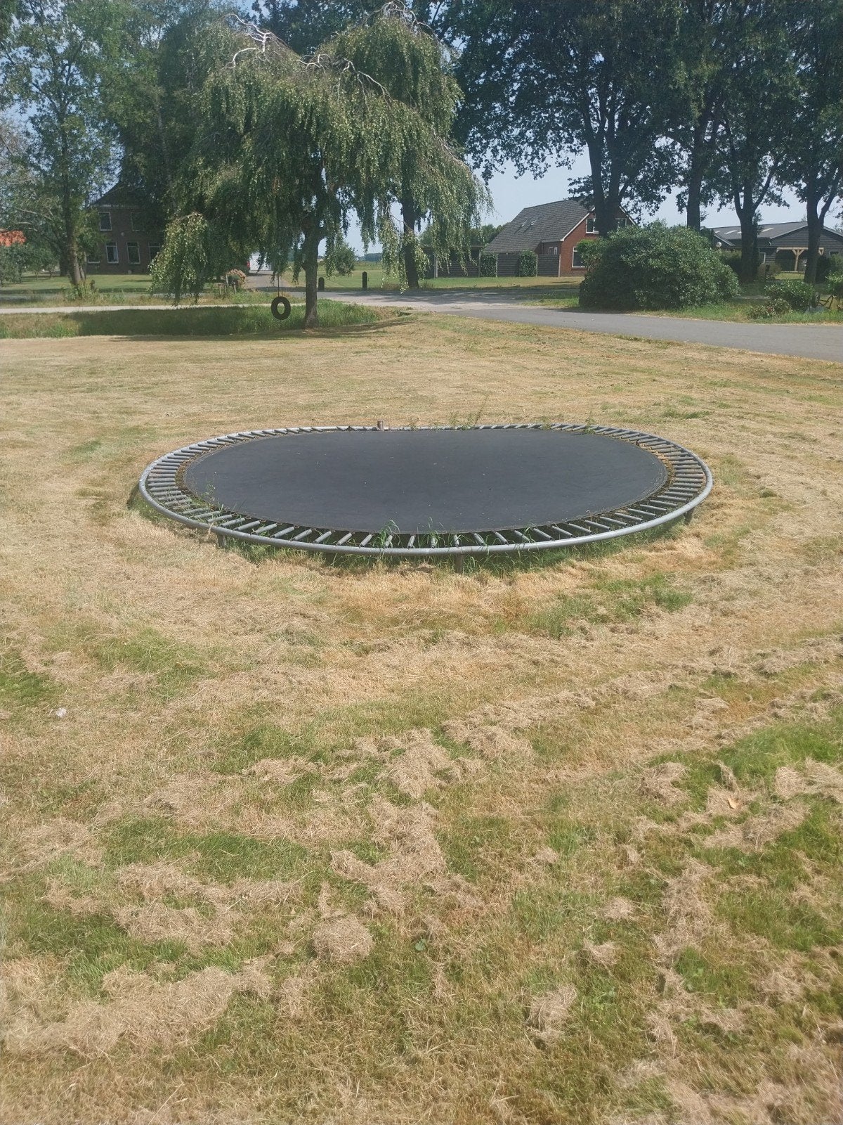 Grote ingegraven trampoline - 440 cm diameter, Ophalen, Gebruikt