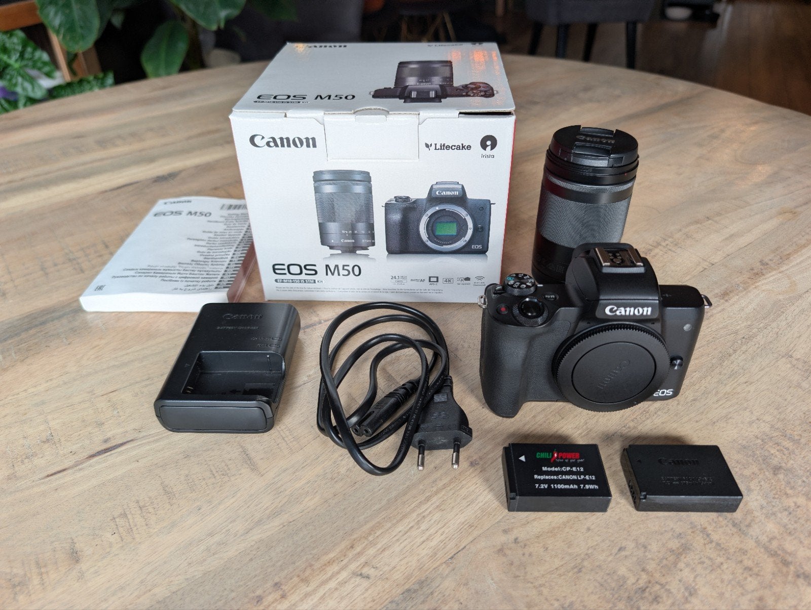 Canon EOS M50 + EF-M 18-150mm IS STM kit, Gebruikt, Canon, Ophalen of Verzenden, 24 megapixels