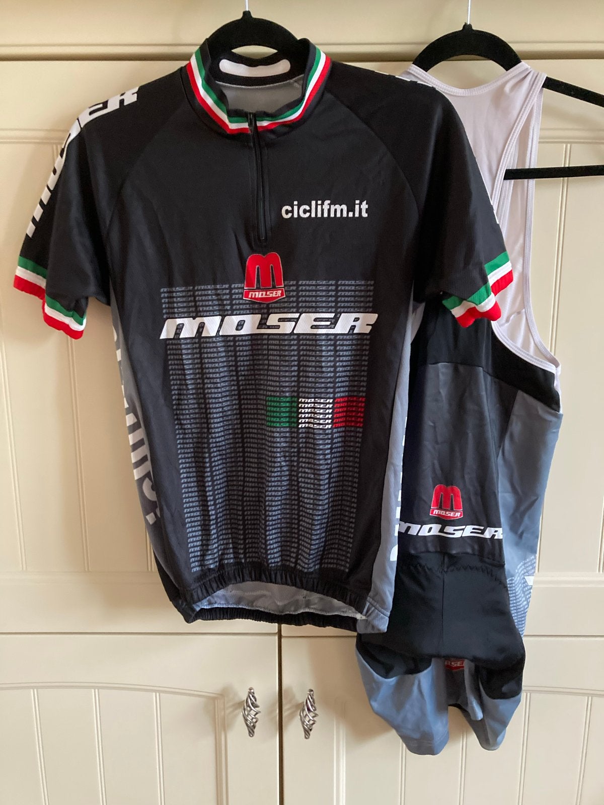 Moser Wielerset (Shirt + Broek), S, Heren, Ophalen of Verzenden, Zo goed als nieuw