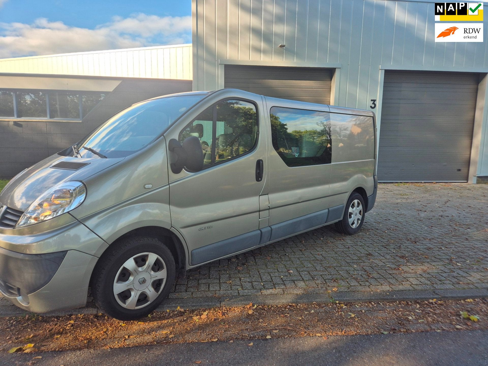 Renault Trafic 2.0 dCi T29 L2H1 AIRCO DUBCAB NAVI CRUISE CON, Auto's, Renault, Origineel Nederlands, Bedrijf, 6 stoelen