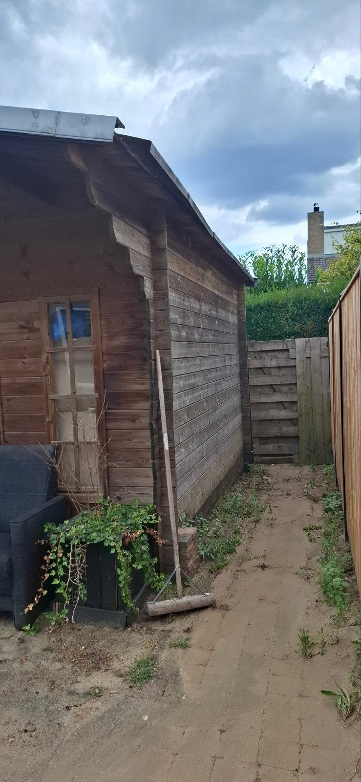 Houten tuinhuis met ramen en deuren, Tuin en Terras, Tuinhuizen, Ophalen, Gebruikt, Tuinhuis, 2 ramen