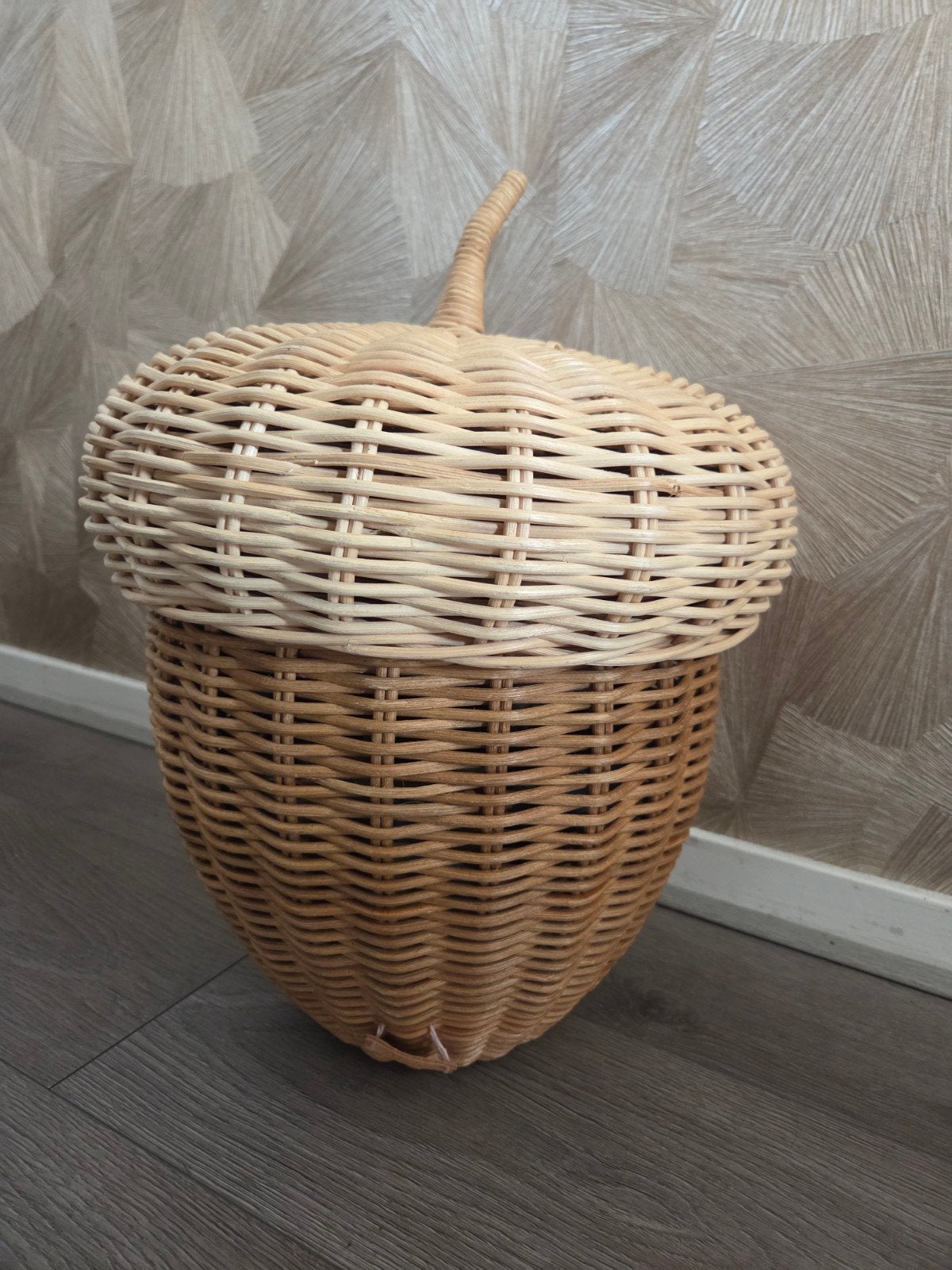 oyoy eikel mand / acorn mand, Huis en Inrichting, Ophalen, Zo goed als nieuw, Rond, Riet