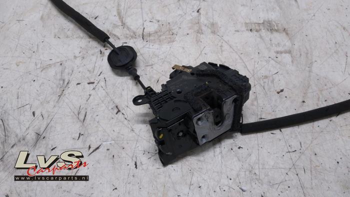 Deurslot Mechaniek 4Deurs rechts-voor van een Renault Twingo, Ophalen of Verzenden, 3 maanden garantie, Gebruikt, Renault