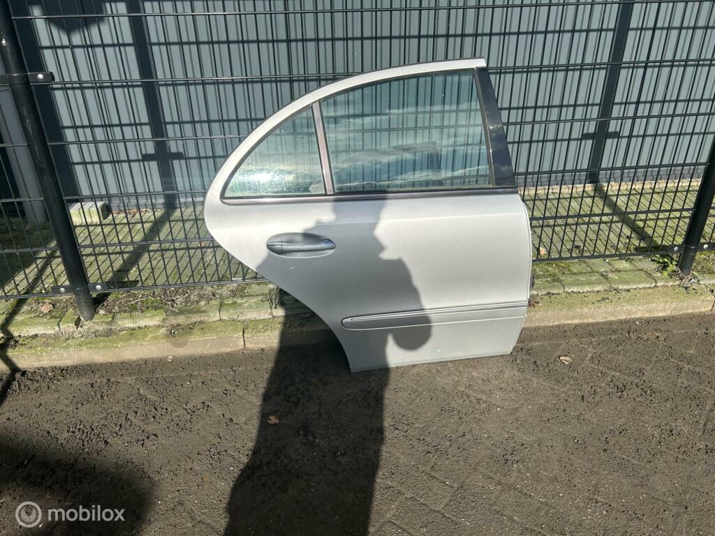 Achterdeur rechts Mercedes E-klasse W211 ('02-'09), Gebruikt, Deur, Mercedes-Benz, Achter