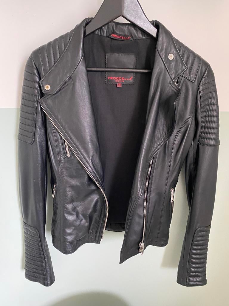 Nieuwe zwarte leren Froccella jas valt als maat 34, Zwart, Nieuw, Ophalen of Verzenden, Maat 34 (XS) of kleiner