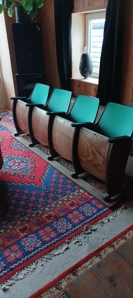 Vintage bioscoop bank, Ophalen, Gebruikt, Minder dan 10 m², Tapijt