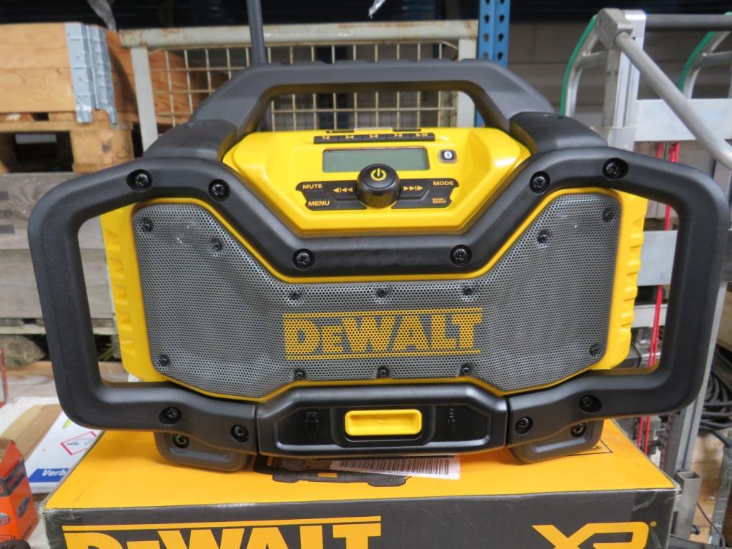 DeWALT DCR027 18V Li-Ion accu DAB+ Bouwradio met laadfunctie, Dewalt.com, Dewalt, Nieuw, Zandhaarweg