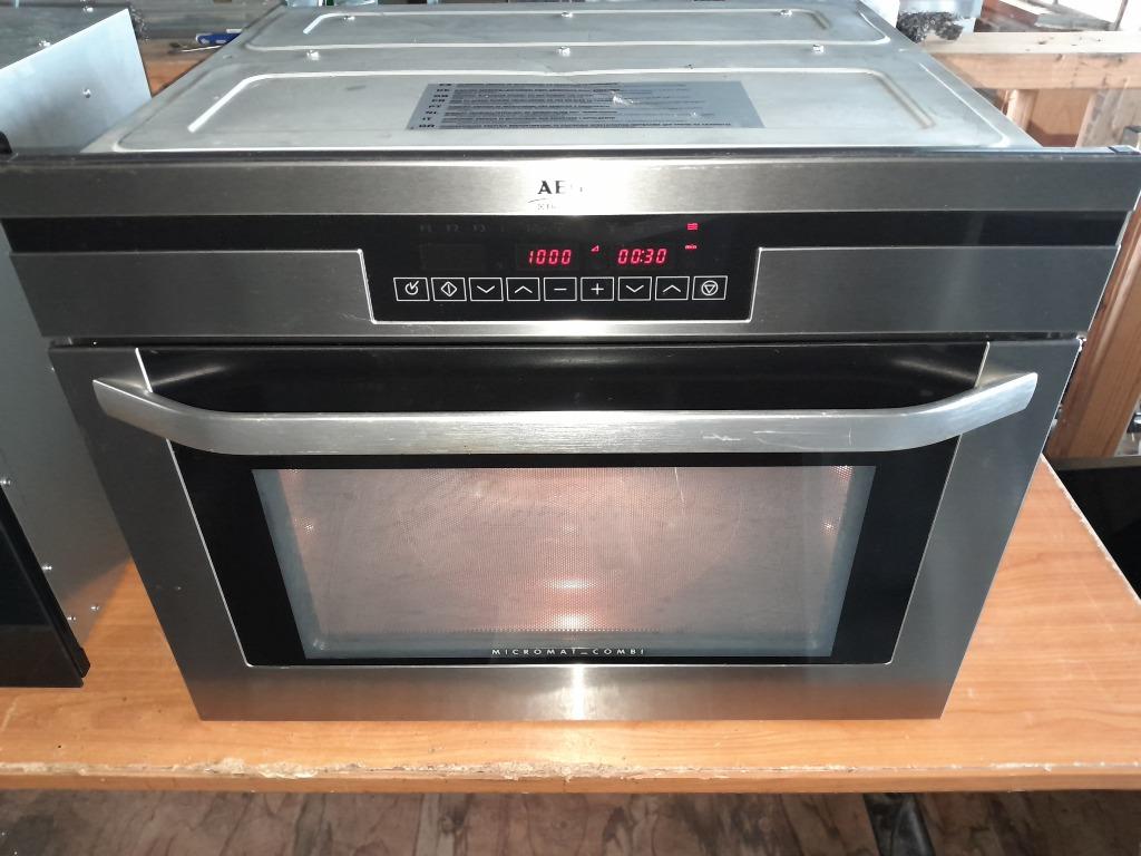 NETTE AEG BT32CF2 COMBI MAGNETRON/OVEN TE KOOP, Witgoed en Apparatuur, Magnetrons, Combimagnetron, Gebruikt, 60 cm of meer, Ophalen of Verzenden