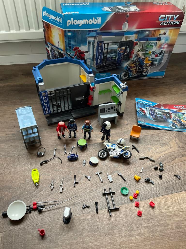 Playmobil City Action Politiebureau 70568, Ophalen, Zo goed als nieuw, Complete set
