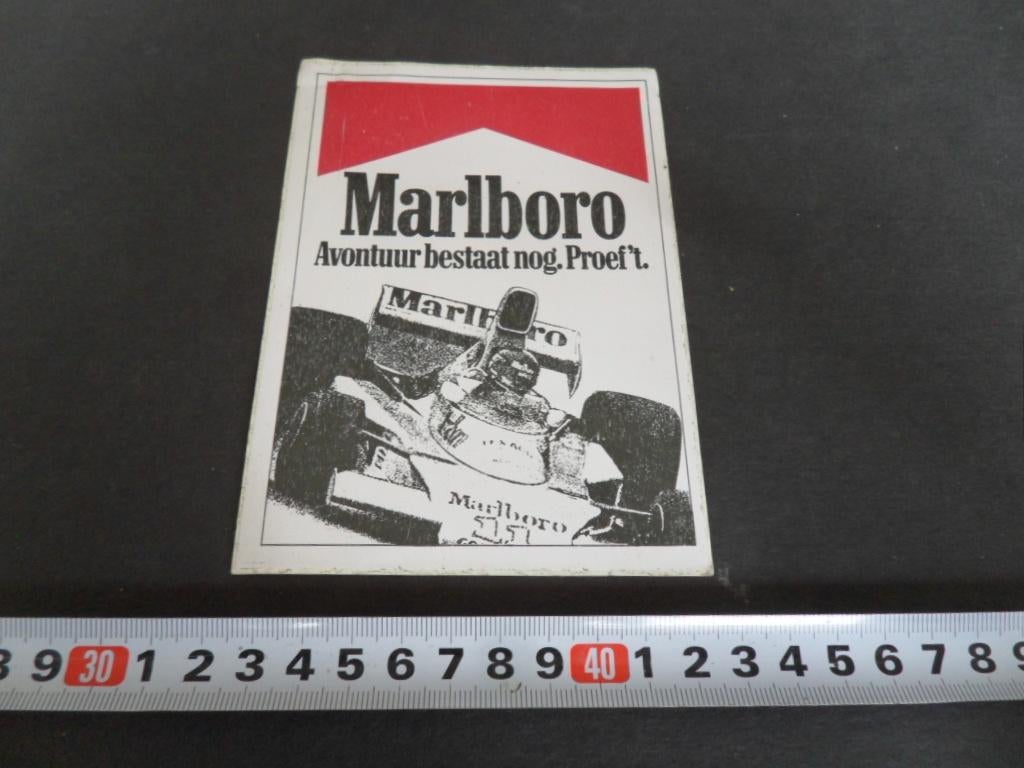 sticker MARLBORO Avontuur bestaat nog. Proef 't., Ophalen, Zo goed als nieuw