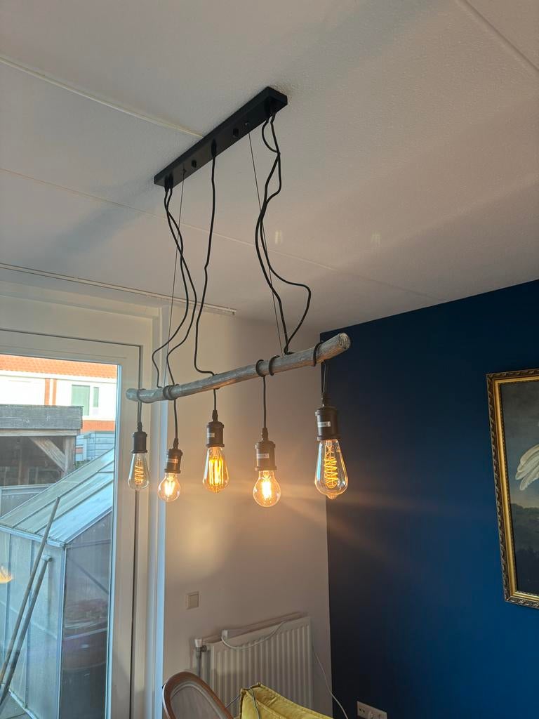 Stoere hanglamp met houten balk en Edison lampen, Ophalen of Verzenden, Zo goed als nieuw, Hout, Minder dan 50 cm