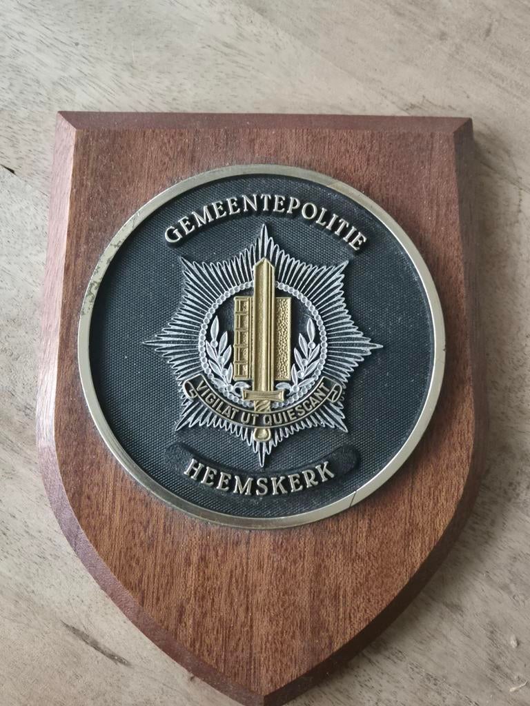 Gemeentepolitie Velsen & Heemskerk schildjes, Ophalen of Verzenden, Landmacht, Nederland
