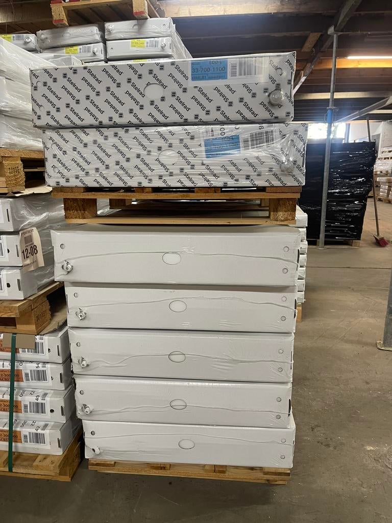 7 radiatoren stelrad 70x110 t33 nieuw per stuk of per pallet, Radiator, Nieuw, Minder dan 60 cm, Ophalen of Verzenden