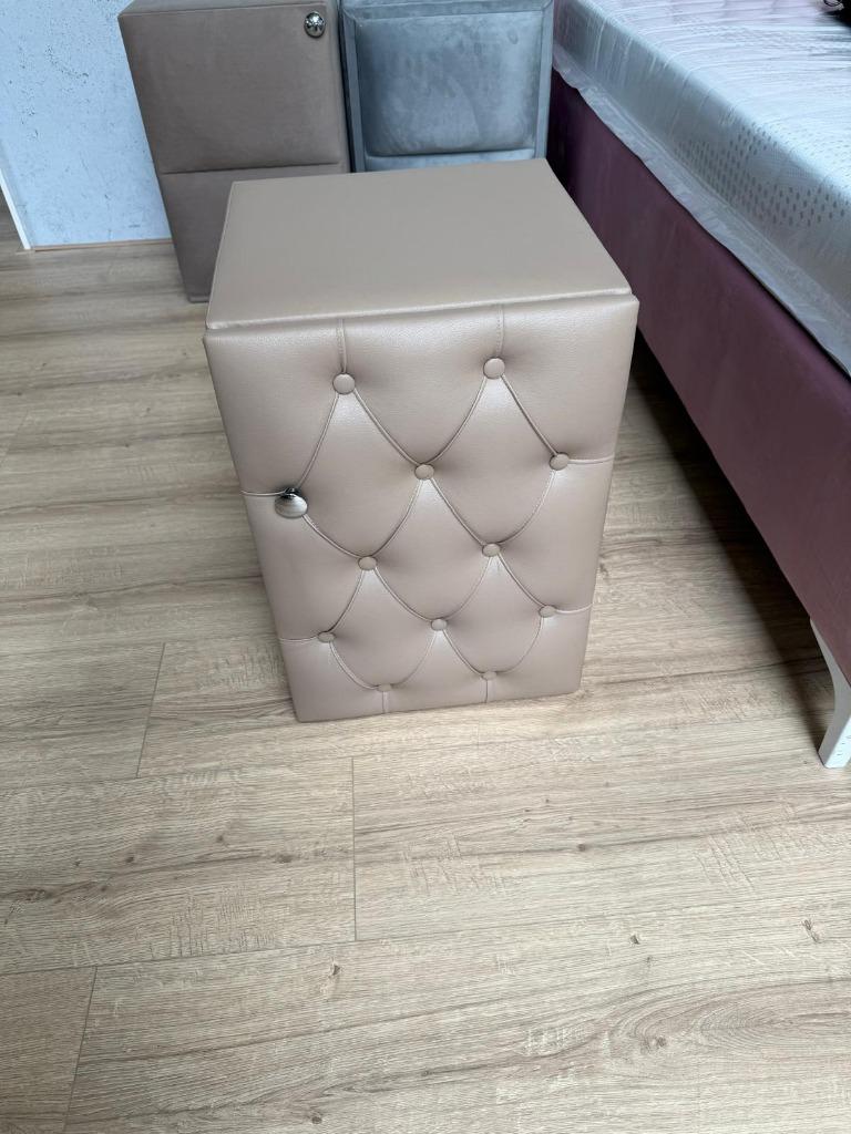 ️ OPRUIMING |  Beige Nachtkastje met Ruitstiksel | OP=OP, Verzenden, Nieuw, 45 tot 65 cm, Minder dan 55 cm