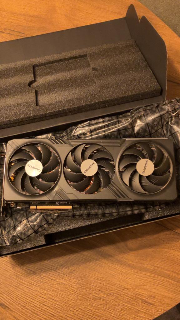 AMD Radeon RX 7900 XTX Gigabyte Gaming OC 24GB videokaart, GDDR6, PCI-Express 4, Ophalen of Verzenden, Zo goed als nieuw