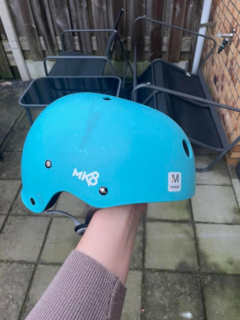Wakeboard helm/ watersport helmet, Watersport en Boten, Wakeboarden, Ophalen of Verzenden, Zo goed als nieuw