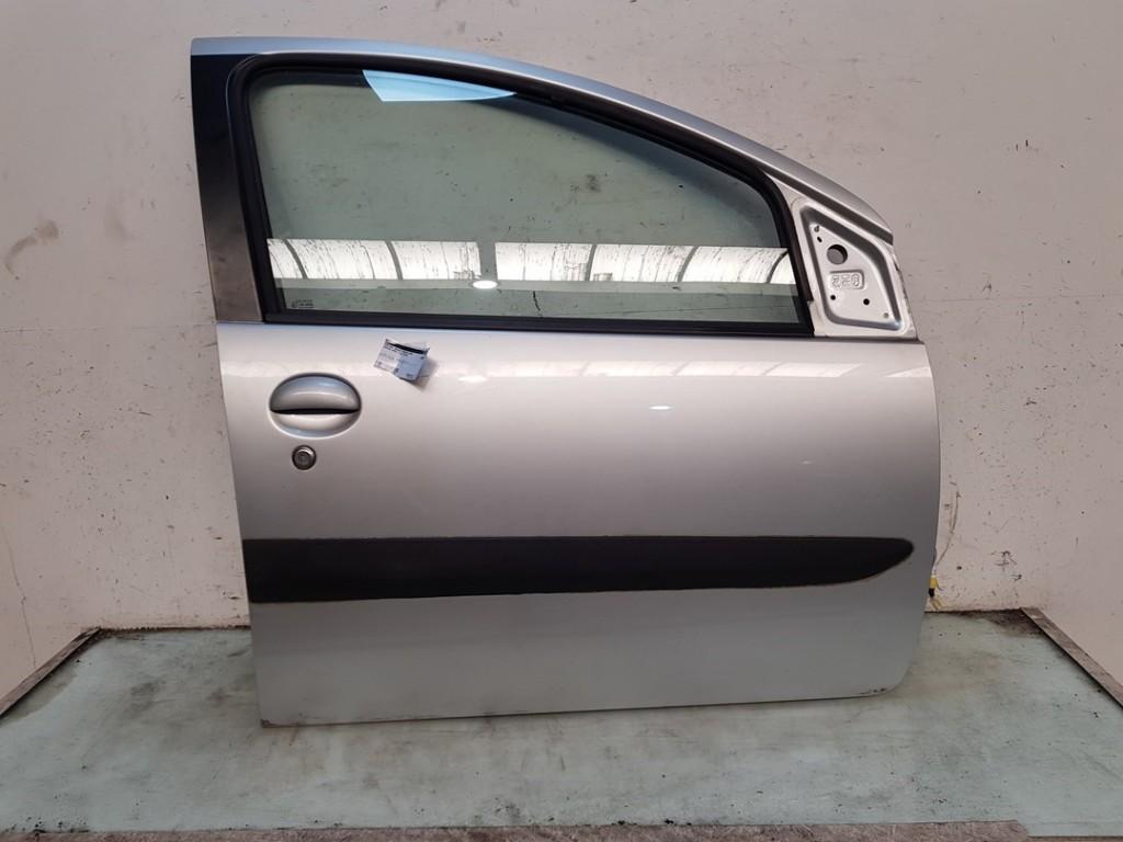 Portier Rechts Voor Toyota Aygo (B10) 2012 670010H010, Auto-onderdelen, Gebruikt, Kundenbetreuung@toyota.de, Toyota-Allee 2, Köln 50858, , Duitsland