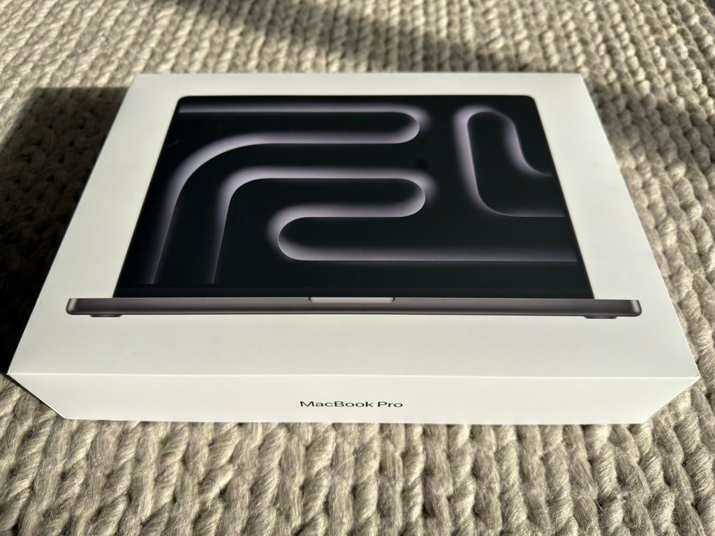 Apple MacBook Pro 16 Inch M4 Max 16-C CPU 40-C GPU 48GB Ram, MacBook Pro, 1 TB of meer, 64 GB of meer, Qwerty