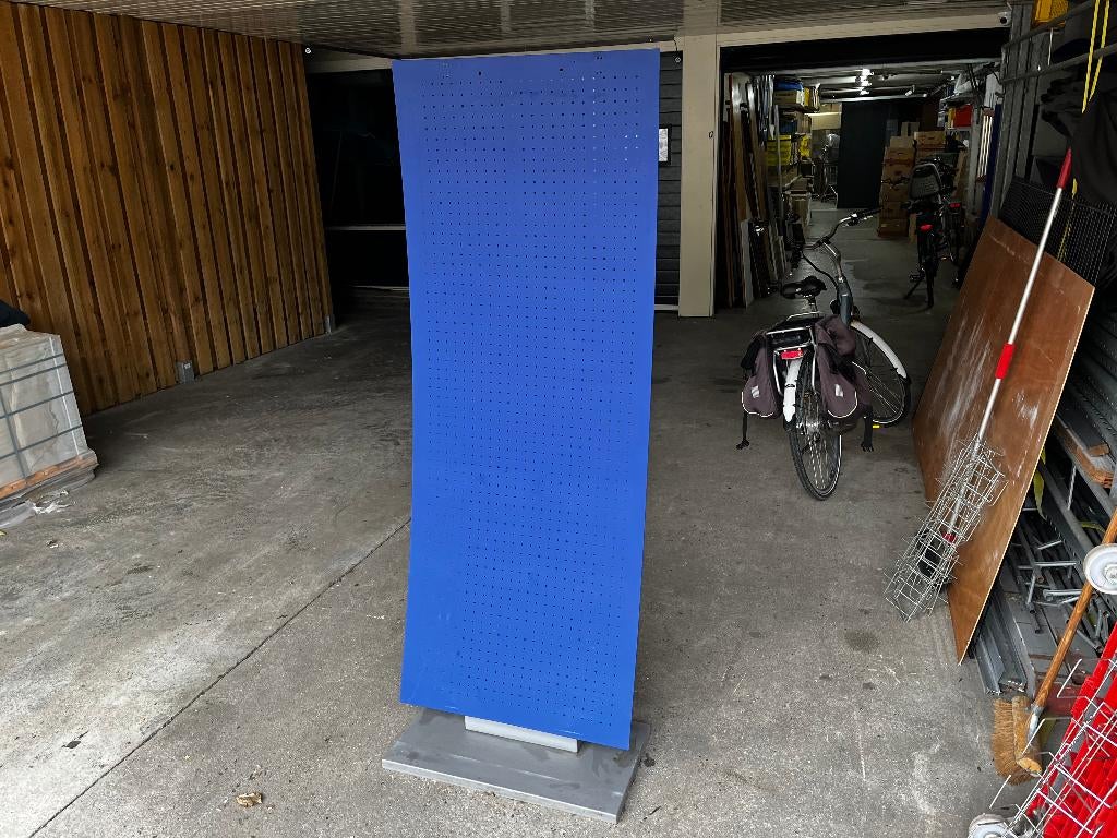Playstation 2 stelling, origineel Sony v.a. €25,-, Zo goed als nieuw, Gegalvaniseerd, gespoten staal, Metaal, 150 tot 200 cm