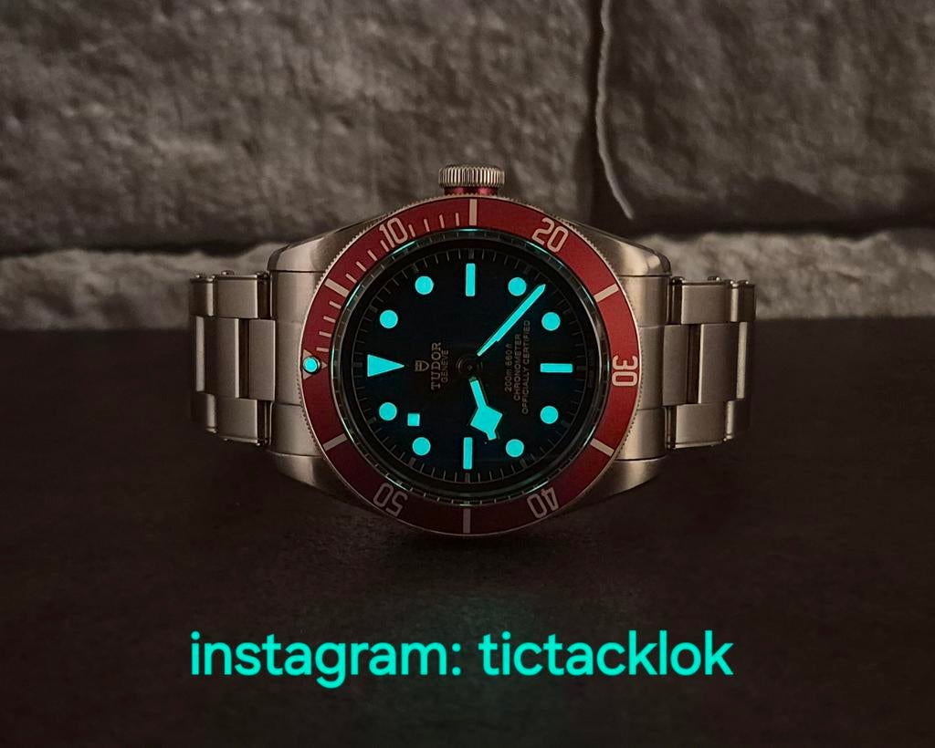 Tudor Black Bay heritage red 41mm, full set 2018 extra band, Overige merken, Staal, Staal, Polshorloge