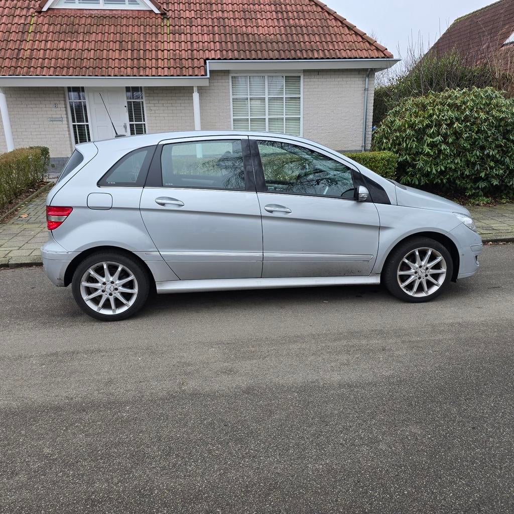 Mercedes-Benz B-Klasse 2.0 B200 5DRS CVT 2006 Grijs, Auto's, Mercedes-Benz, 136 pk, 4 cilinders, 1290 kg, Origineel Nederlands