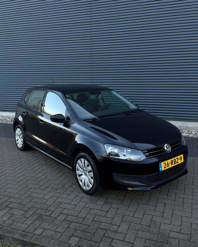 Volkswagen Polo 6r 1.4 2011 Zwart Carplay, Auto's, Voorwielaandrijving, 970 kg, Stof, 40 €/maand