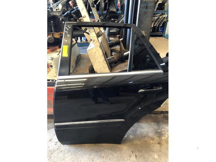 Portier 4Deurs links-achter van een Mercedes ML-Klasse (C474, 3 maanden garantie, Gebruikt, Mercedes-Benz, Deur