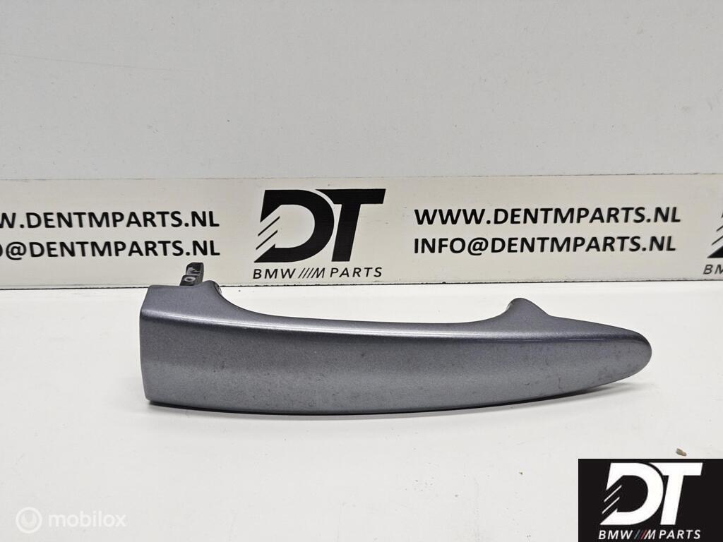 Deurgreep rechtsvoor BMW E60 E61 E63 E64 51216961444, Auto-onderdelen, Klein materiaal, BMW, Gebruikt, Ophalen of Verzenden