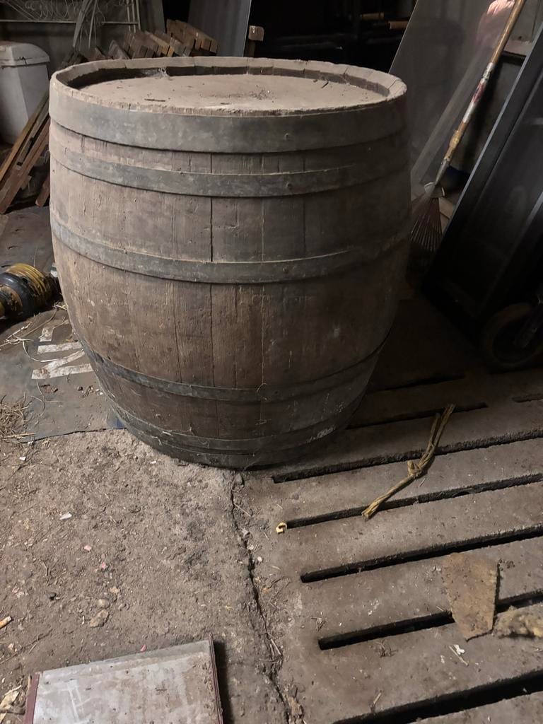 Zeer Oud Wijnvat / Biervat - Decoratief, Ophalen, Gebruikt