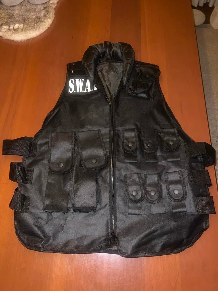LAST MINUTE Carnaval SWAT Vest - Maat XL - Nieuwstaat!, Carnaval, Maat 56/58 (XL), Ophalen of Verzenden, Zo goed als nieuw