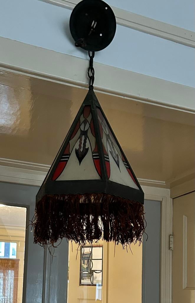 Amsterdamse School hanglamp, Ophalen