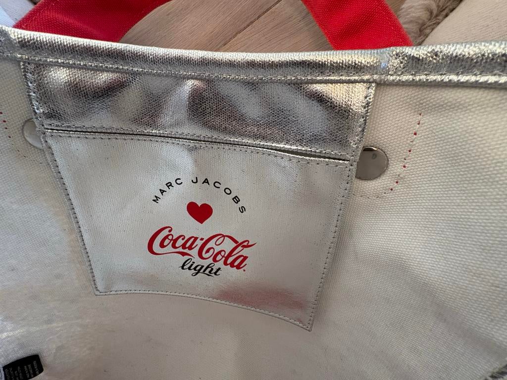 Coca Cola x Marc Jacobs Tas, Ophalen of Verzenden, Zo goed als nieuw, Rood, Handtas