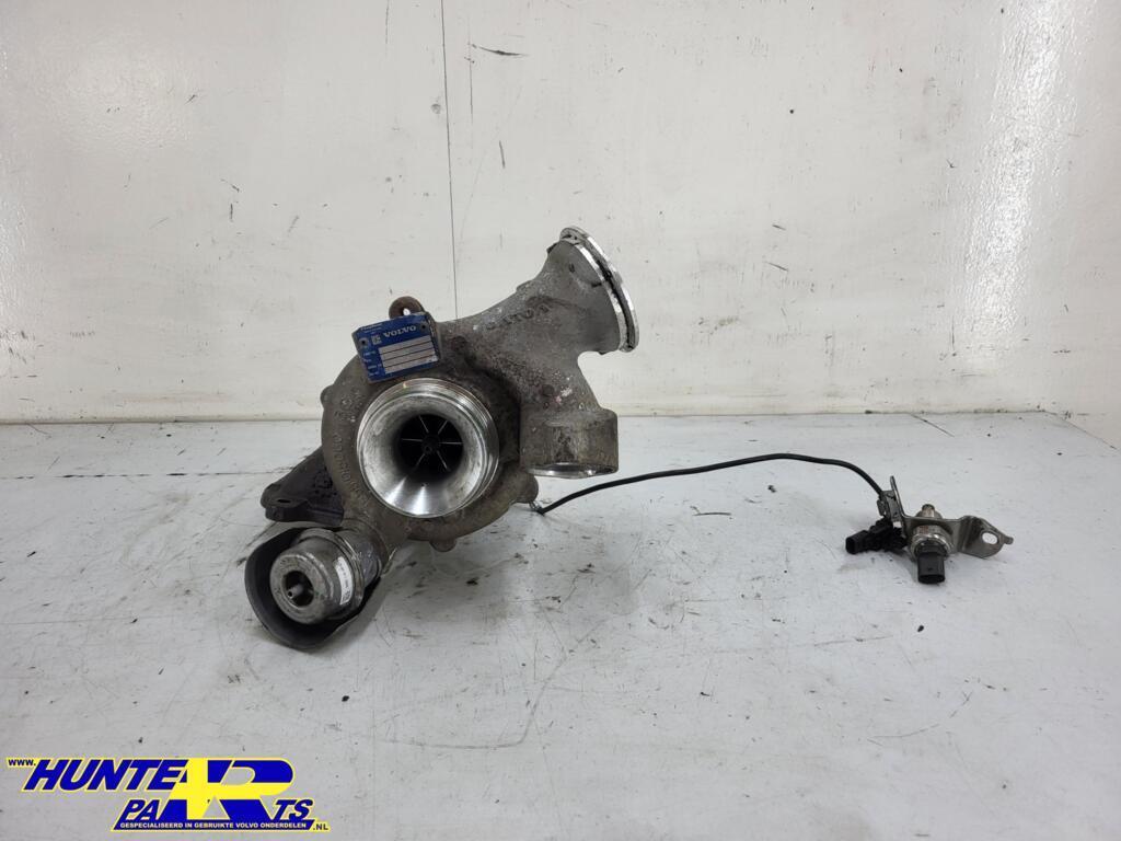 Turbo Volvo V70 III  ('07-'17) 31361654, Gebruikt, Ophalen of Verzenden, Volvo, Volvo