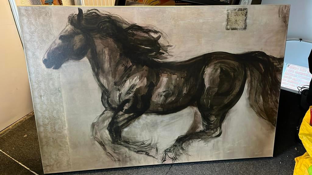 Groot paarden schilderij, Ophalen