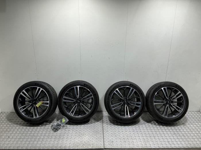Velgen set + banden van een XPENG G6, 12 maanden garantie, Gebruikt, -, -