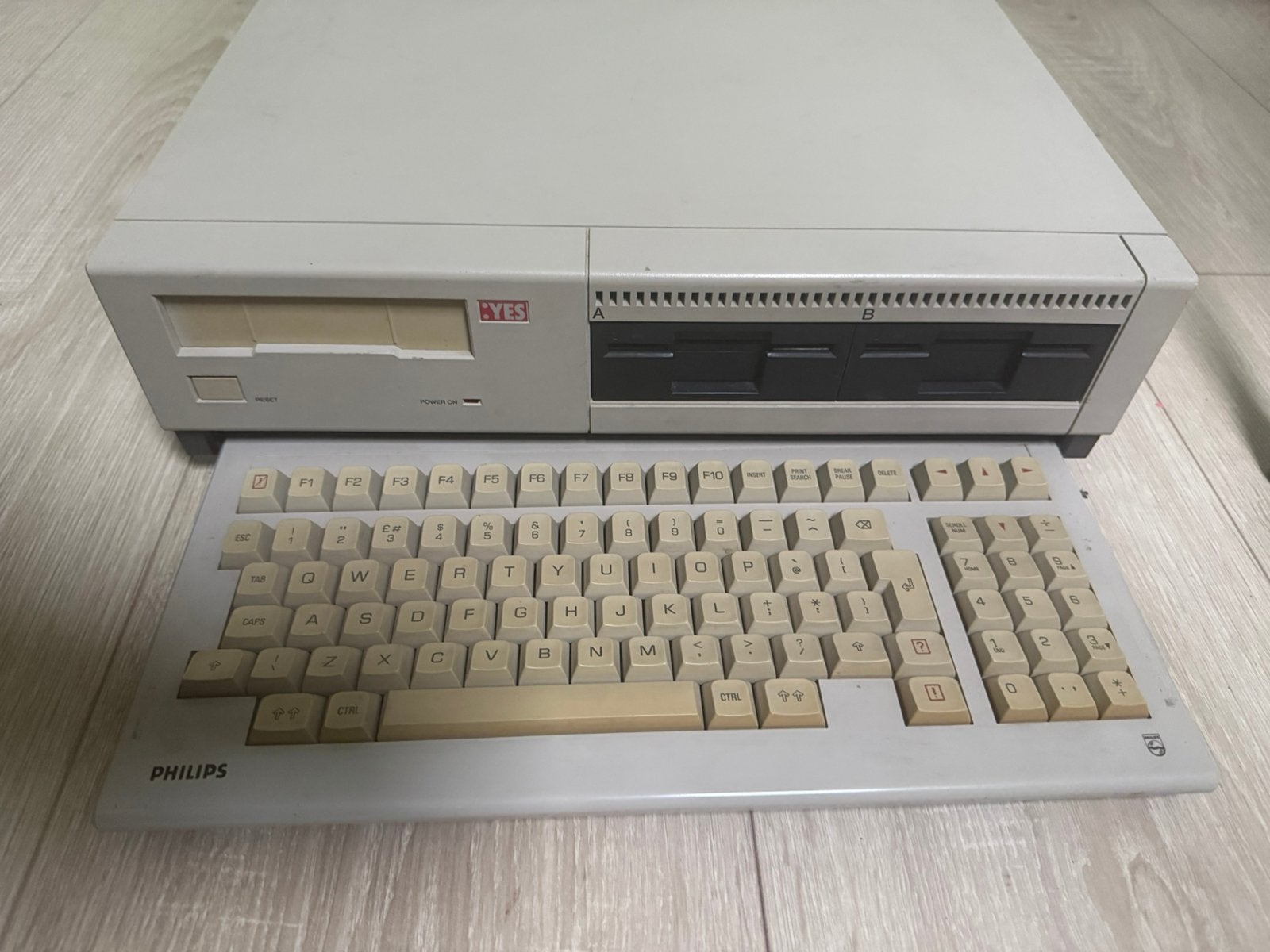 Philips Yes Computer vintage 1984!, Computers en Software, Ophalen of Verzenden