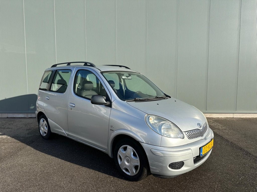 Toyota Yaris Verso 1.5 VVT-i Terra