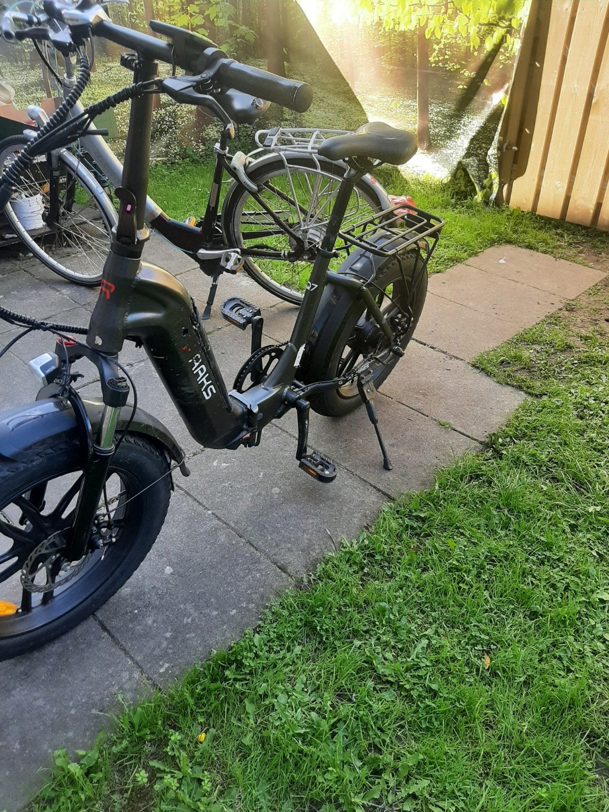 raak elektrische vouwfiets 3 jaar oud, 20 inch of meer, Versnellingen, Zo goed als nieuw, Totaal opvouwbaar