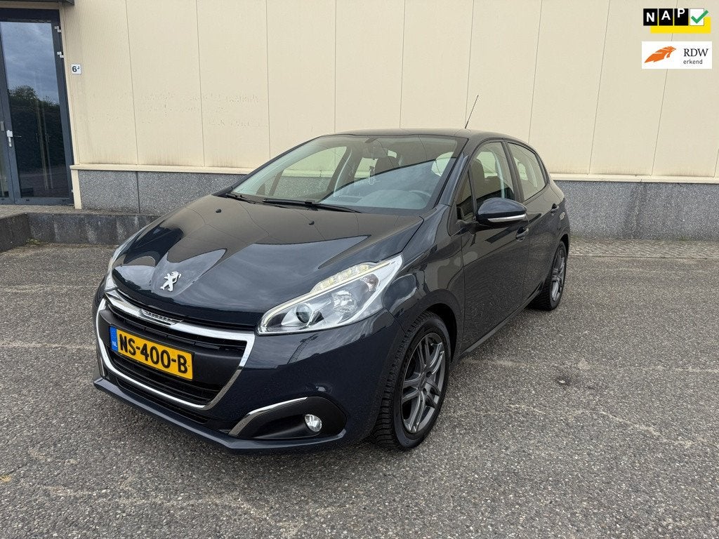 Peugeot 208 1.2 PureTech Blue Lion Nieuwe Distributie!, Auto's, Peugeot, Voorwielaandrijving, Stof, Gebruikt, 1199 cc