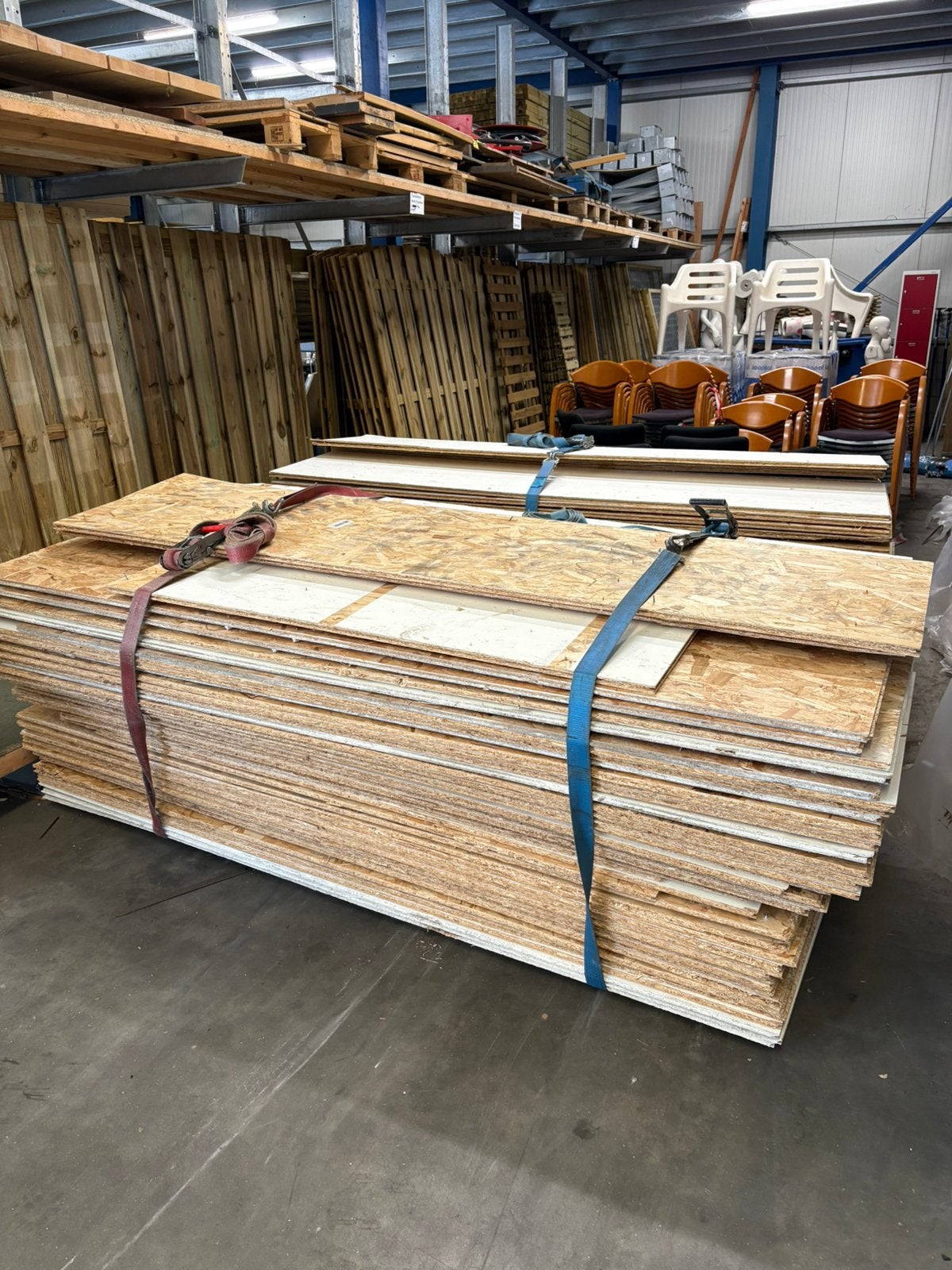 Osb b keus 60 x 244 nu €7 per plaat, Doe-het-zelf en Verbouw, Ophalen, Minder dan 25 mm, Zo goed als nieuw, 200 tot 250 cm