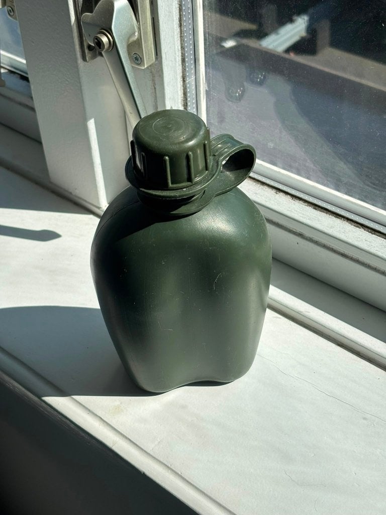 militaire water beker, Ophalen of Verzenden, Landmacht, Nederland, Overige typen